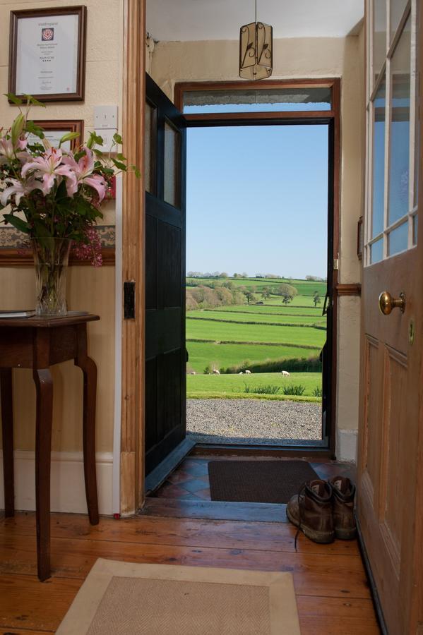Beera Farmhouse Milton Abbot Exterior foto